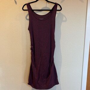 Liz Lange Burgundy and black Sleeveless Maternity Dress